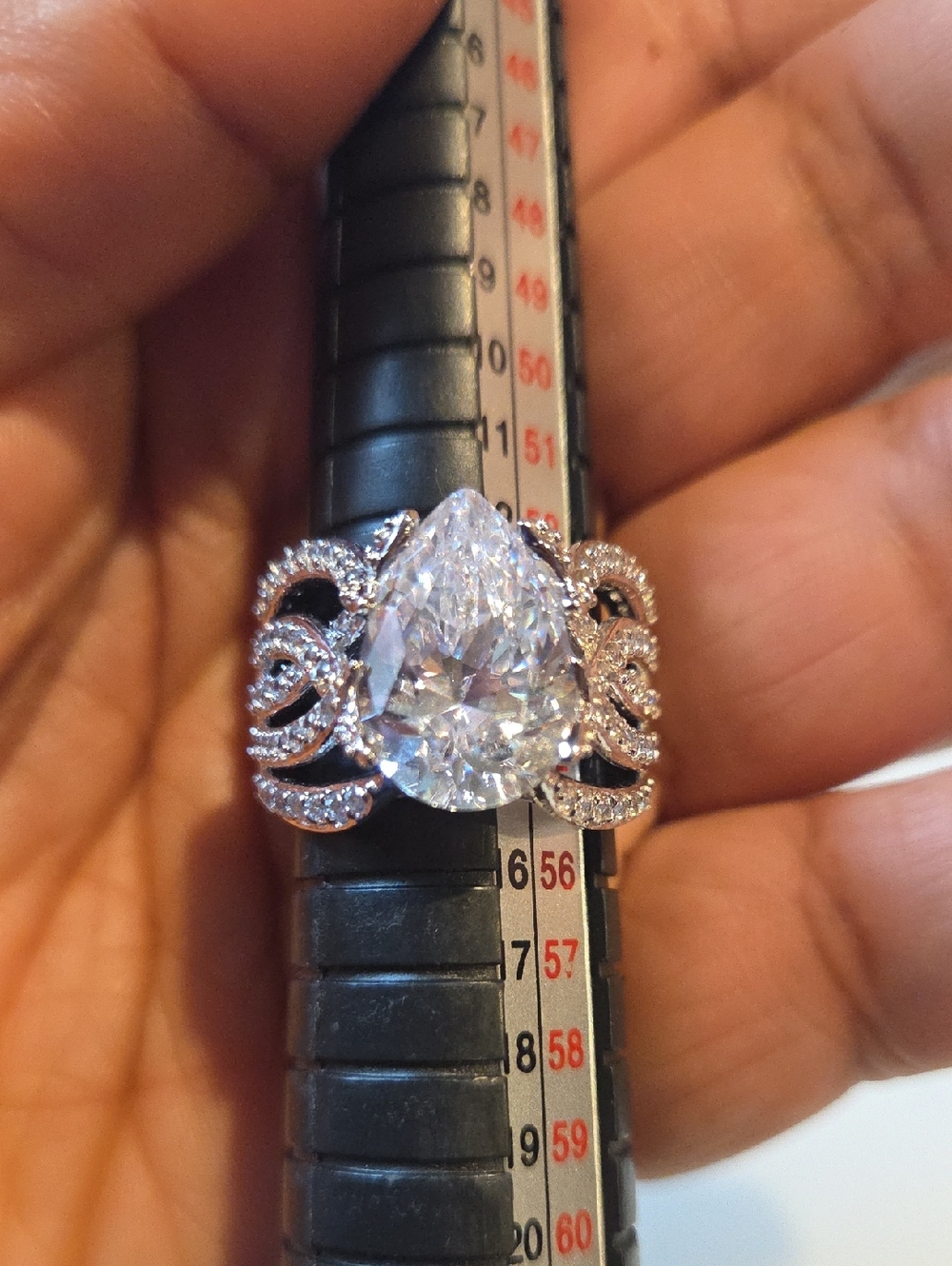 Pear-Cut Halo Statement Ring in Rose Gold Sterling Silver Girgeous CZ